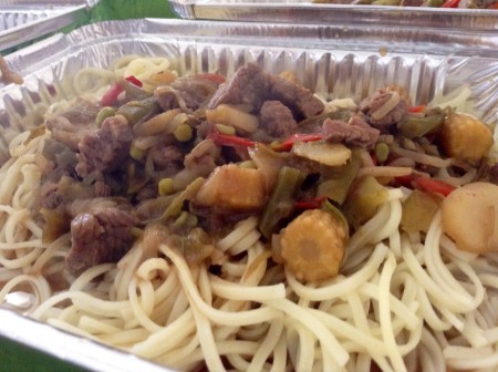 Chow mein de carne